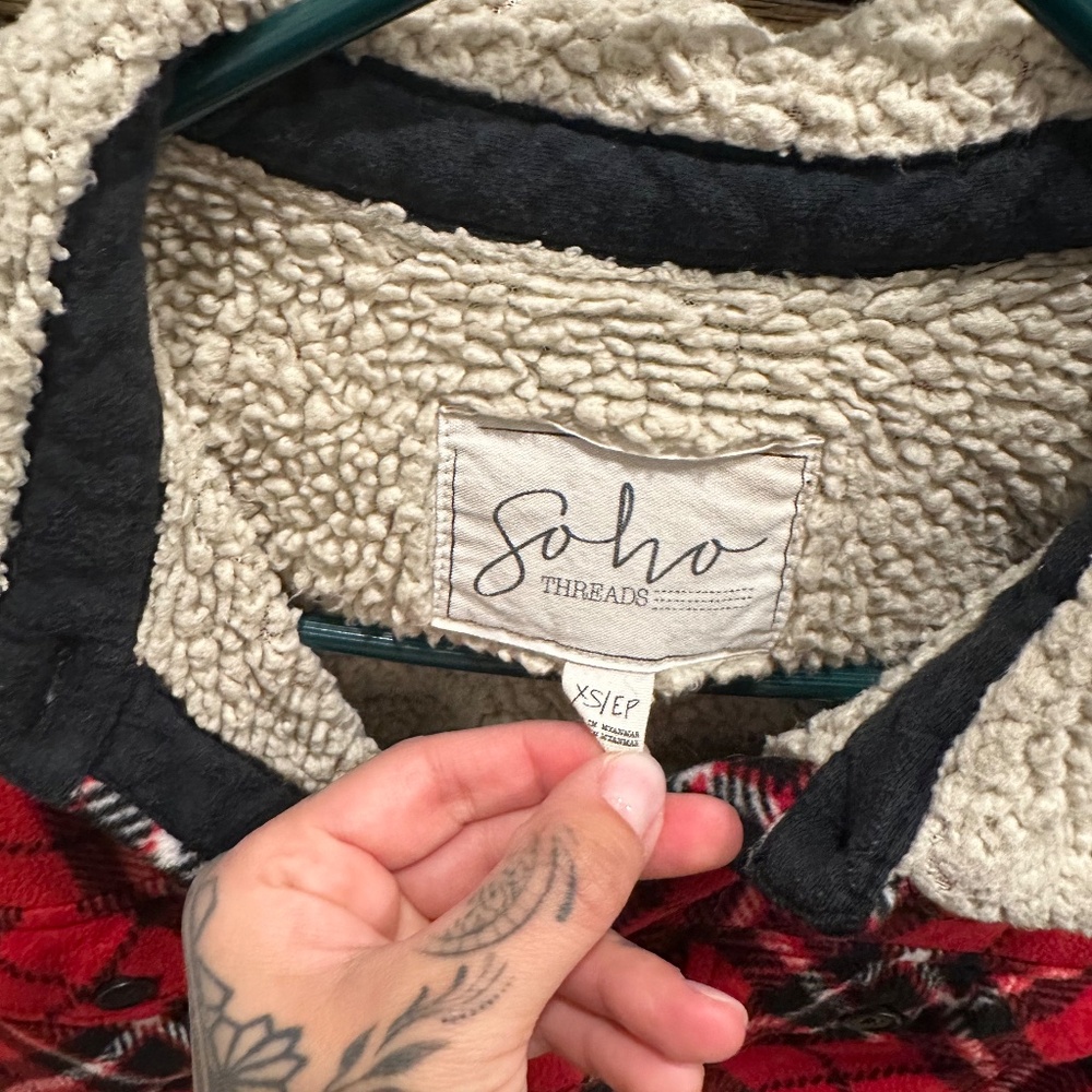 Jacket - Picture 2 of 3